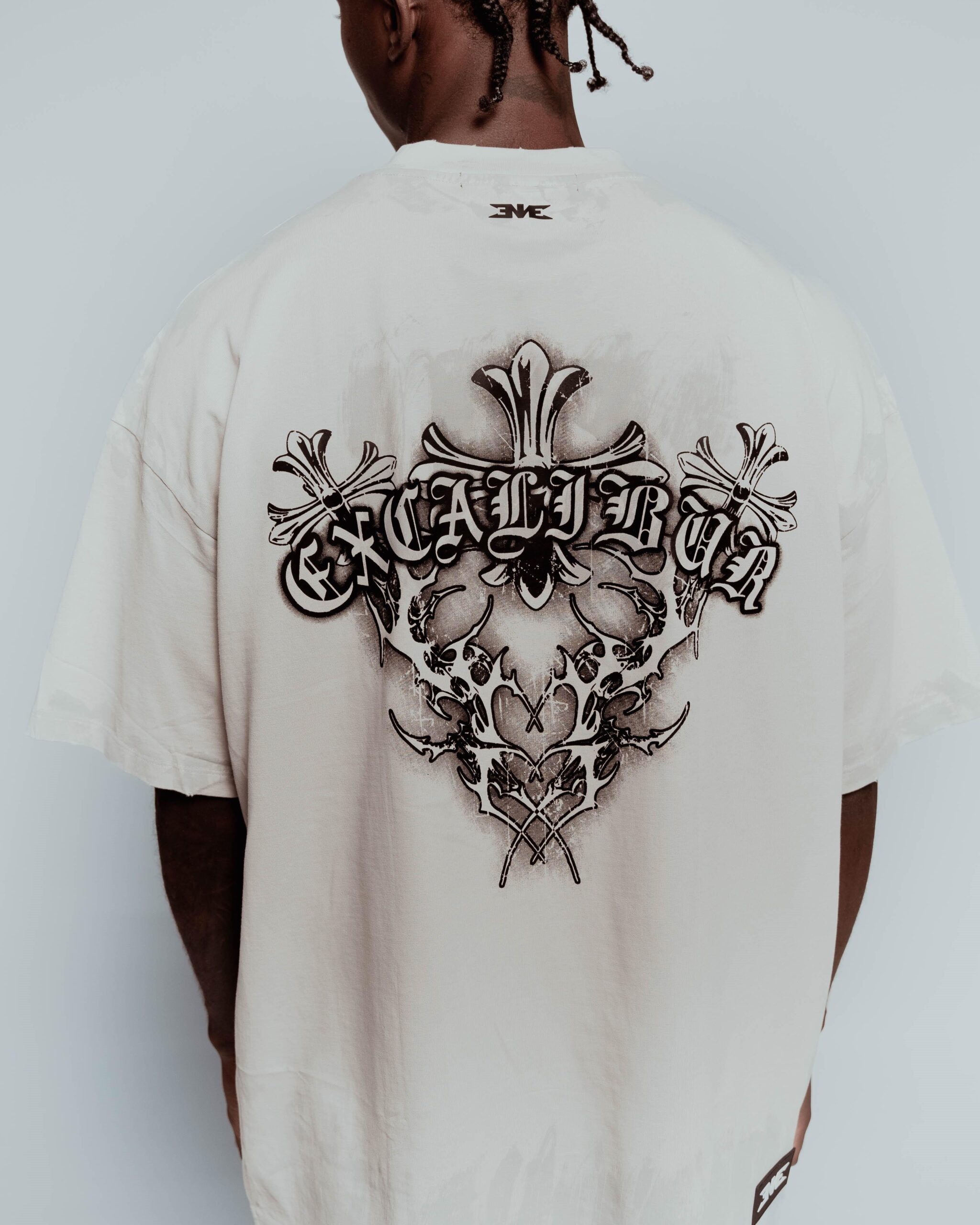 Emblem Neck T-Shirt - Imagen 9