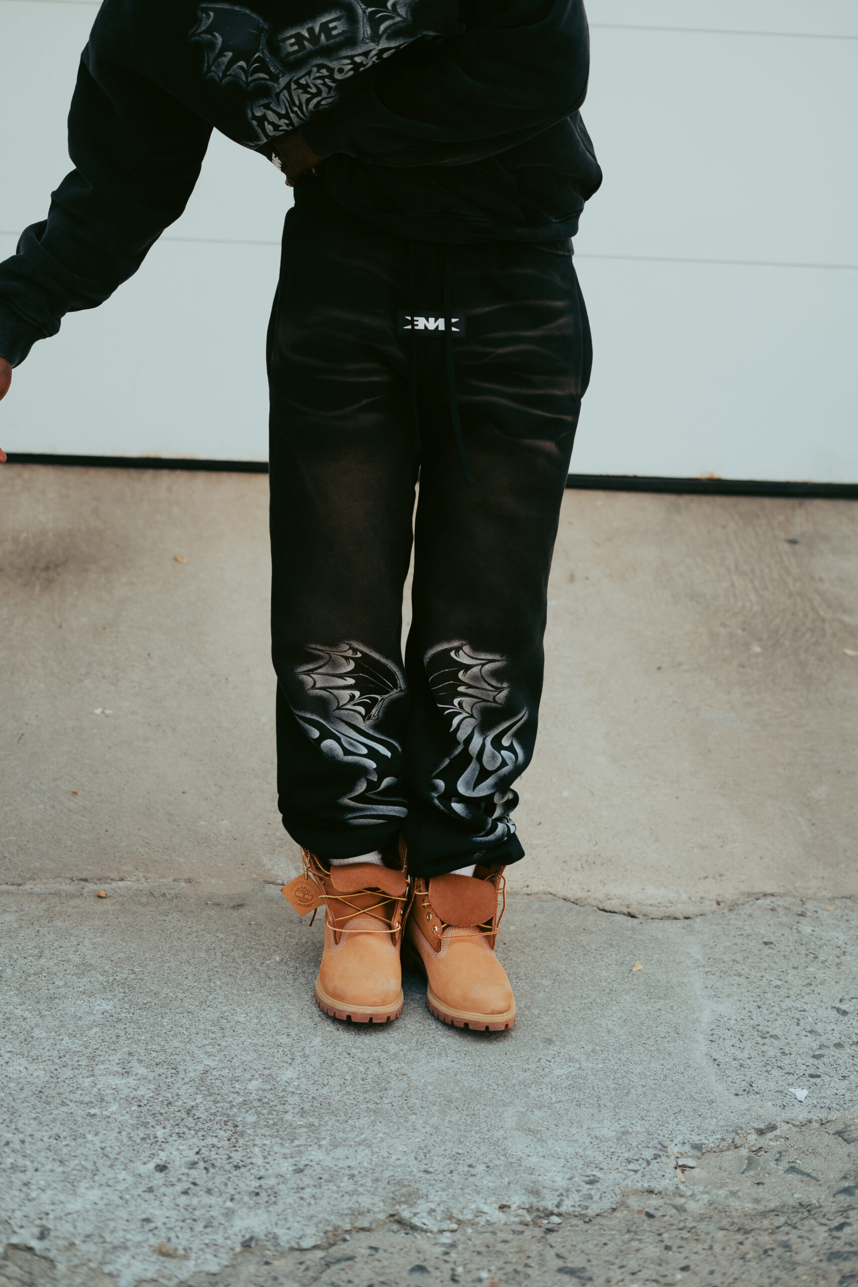 Shadow Joggers - Color Void Black Tie-Dye - Imagen 5